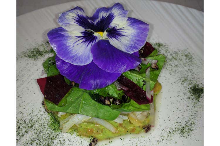 (A Fondi la cucina gourmet di De Filippi Da Riso Amaro piatti gustosi e originali)