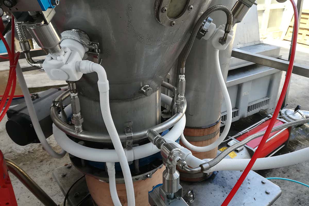 Dalla ricerca di Siad, un impianto per produrre vini senza solfiti