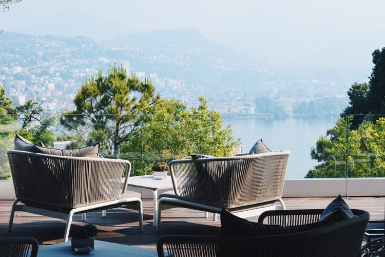 La terrazza del ristorante The View di Lugano (Dalle Maldive a Lugano Giacomo Gaspari al The View)