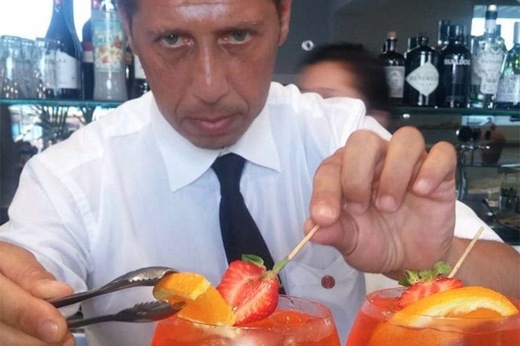 I cocktail di Antinoro, sull'Isola di Vulcano - Daniele Antinoro, barman a Vulcano «Abi Professional? Scelta ovvia»