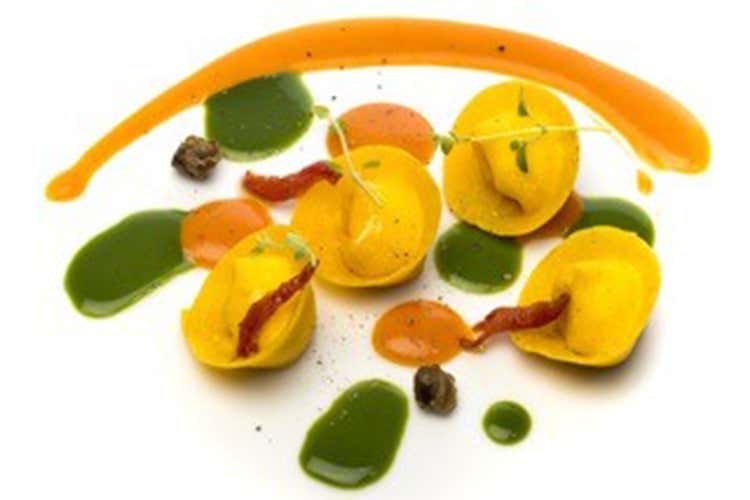 Daniele D'Alberto conquista milanesi Tortelli al pecorino di Farindola Daniele D'Alberto conquista milanesi Tortelli al pecorino di Farindola