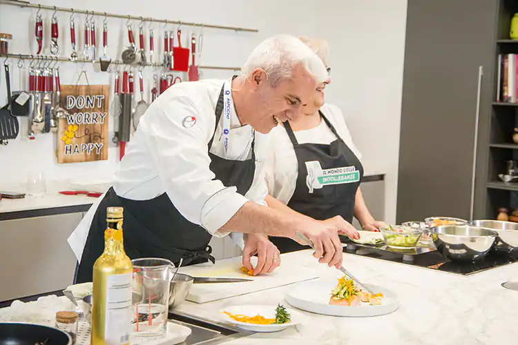 Danilo Ang&egrave; Intolleranze in tempo di pandemia Tra ricette e il punto degli esperti