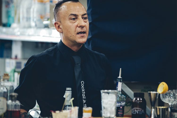 Danny Del Monaco mago cocktail forma talenti bartending