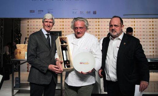 Davide Scabin è Cuoco dell'anno Giv 
La premiazione a Identità Golose 2015
