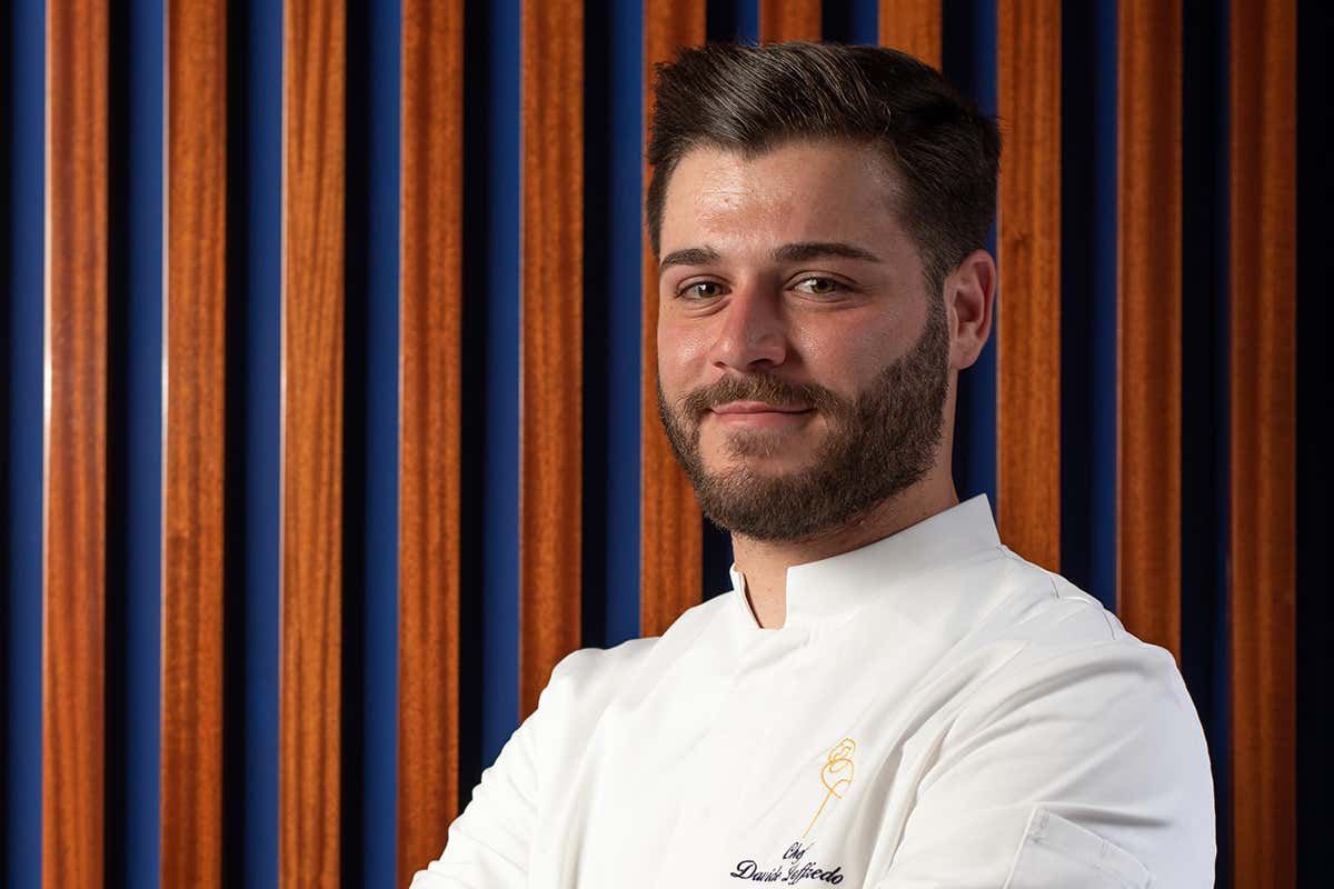 Davide Loffredo. Foto: Aurora Scotto di Minico Bros And Bun ai piedi del Vesuvio: l’habitat ideale per carnivori gourmand Davide Loffredo. Foto: Aurora Scotto di Minico Bros And Bun ai piedi del Vesuvio: l’habitat ideale per carnivori gourmand