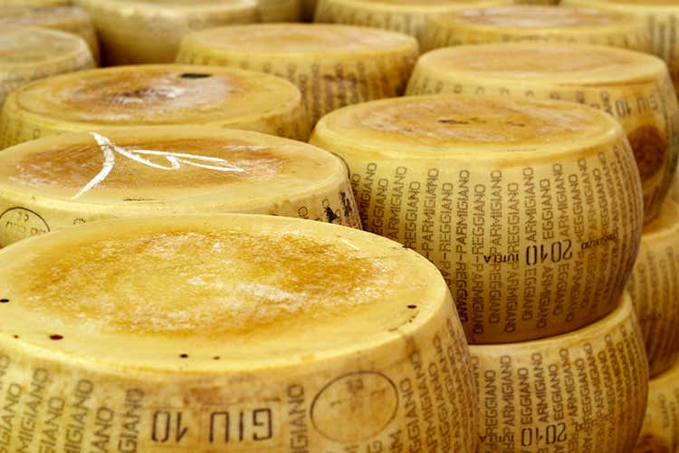 (Dazi Usa, il Parmigiano Reggiano si allea per vendere di più e meglio)