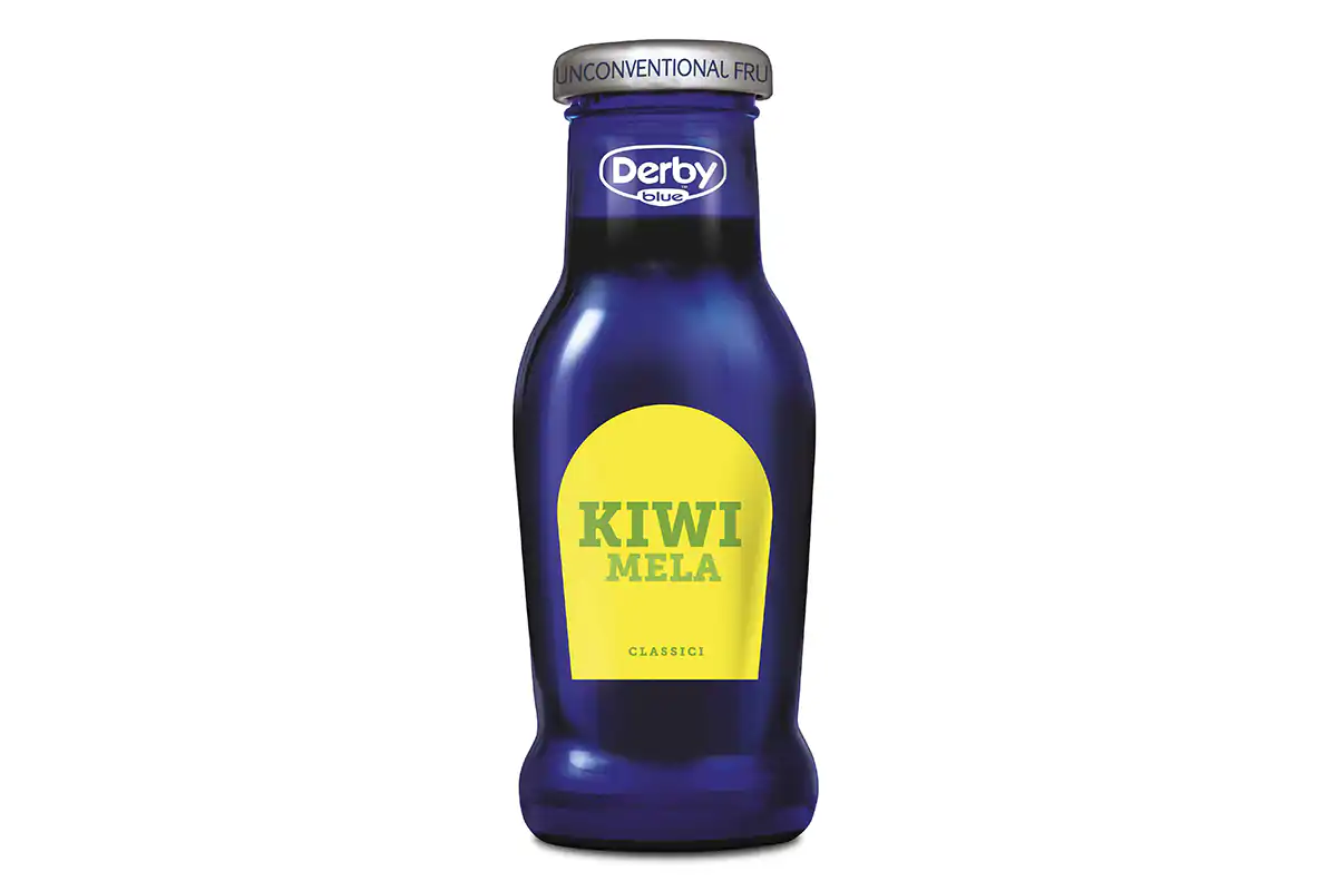 Il nuovo succo di frutta Derby Blue Kiwi Mela&nbsp; Derby Blue pronto per l&rsquo;estate al bar nuovo succo di frutta kiwi e mela