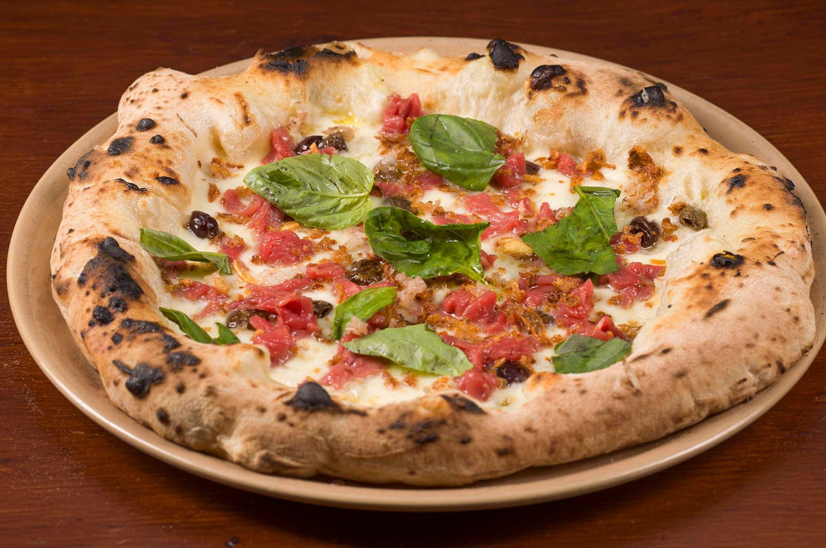 Una pizza che rispetta la tradizione Leggerezza e innovazione, ecco la nuova pizza di Diego Vitagliano