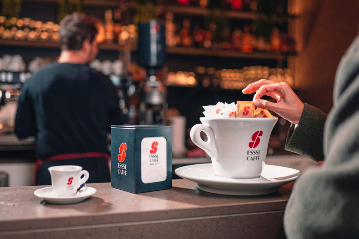 Essse Caffè lancia MyEssse, la nuova app per la formazione con MobieTrain Essse Caffè lancia MyEssse, la nuova app per la formazione con MobieTrain