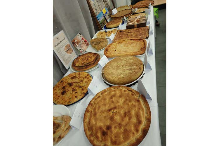 (Disfida dei Calzoni pugliesi Eustachio Sapone conquista la giuria)