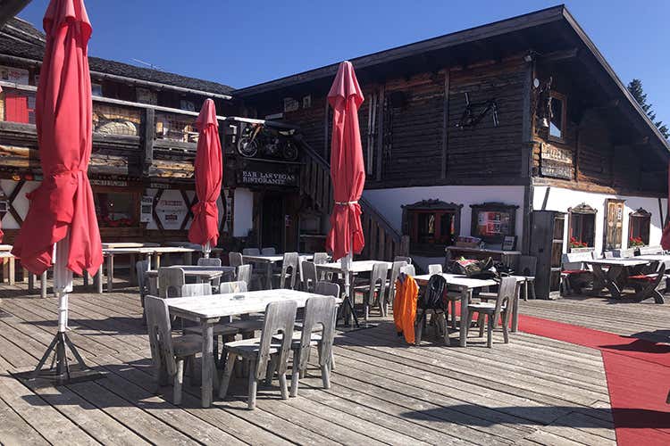 I rifugi hanno continuato a lavorare a pieno regime per l'evento (Dolomiti d’autunno, colori e sapori valgono una vacanza insolita)