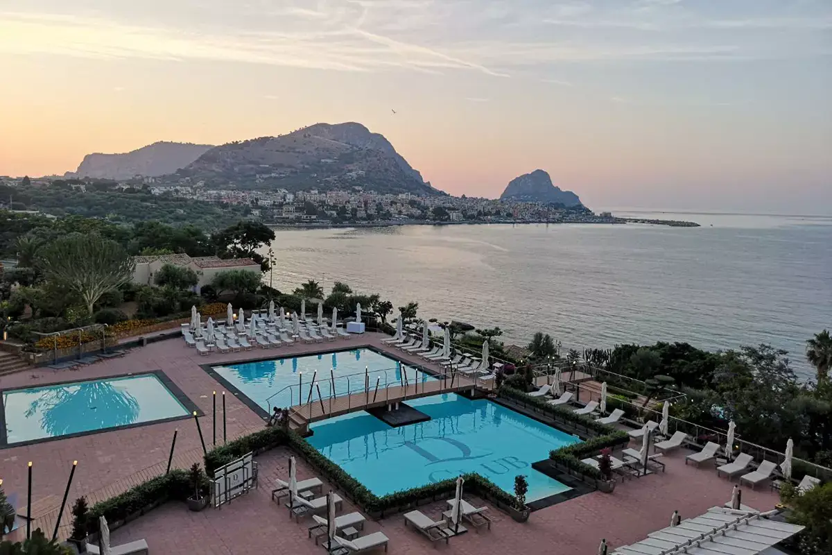 Al Domina Zagarella Sicily un pacchetto speciale per la festa della mamma Mamma, hai preso l'aereo? Perch&eacute; ti porto in vacanza