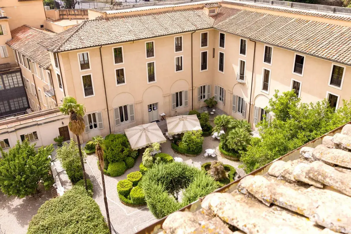 Una vista aerea Tutto il fascino rinascimentale di Roma al Donna Camilla Savelli