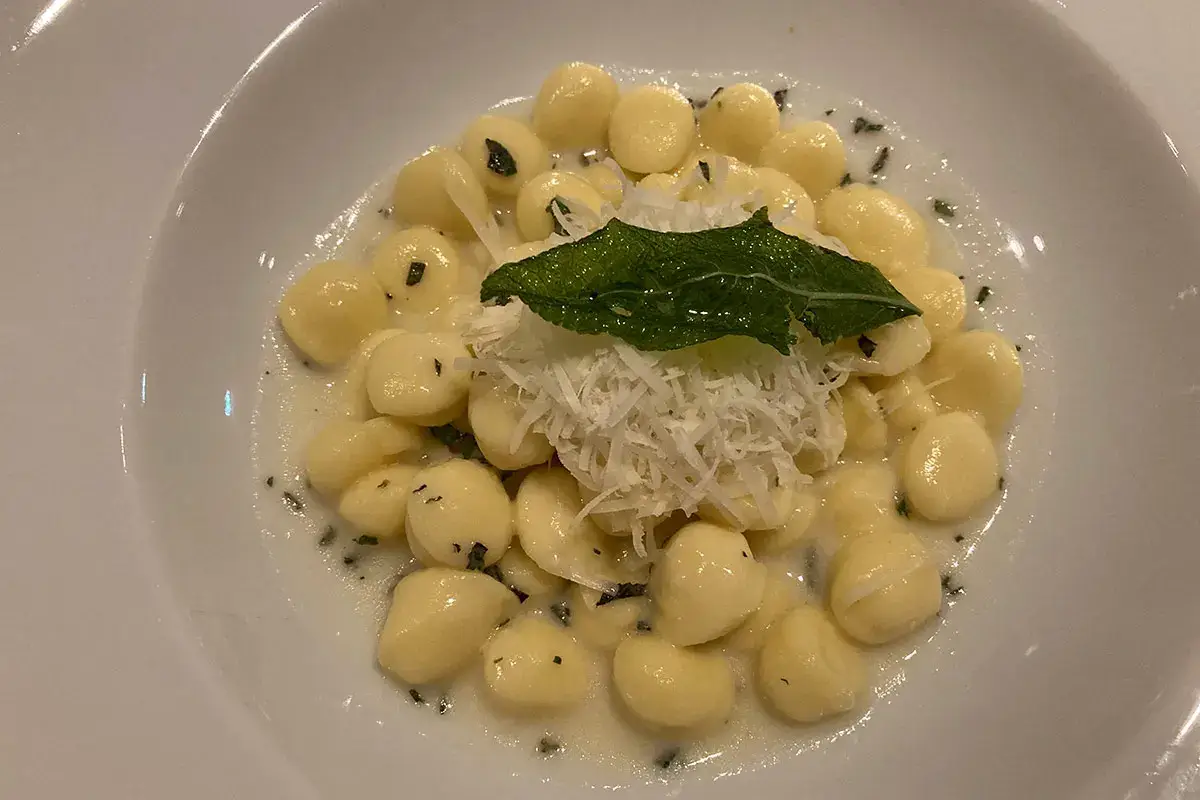 I piatti del menu Tutto il fascino rinascimentale di Roma al Donna Camilla Savelli