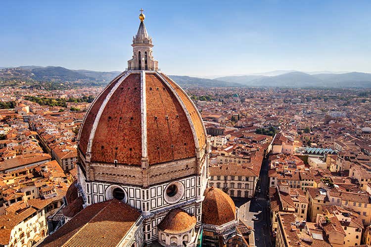 Il consigliere leghista &egrave; stato sospeso (&laquo;Donne in vetrina per il turismo&raquo; Consigliere toscano sospeso)