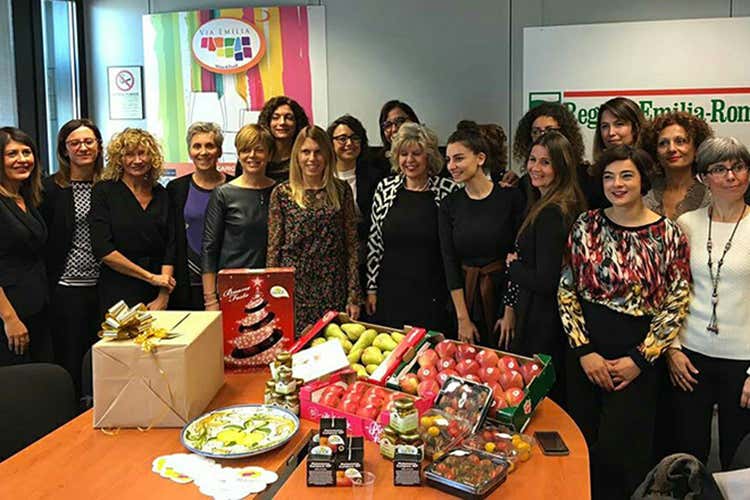 Le donne ortofrutta alla ministra Incentivare il lavoro in agricoltura