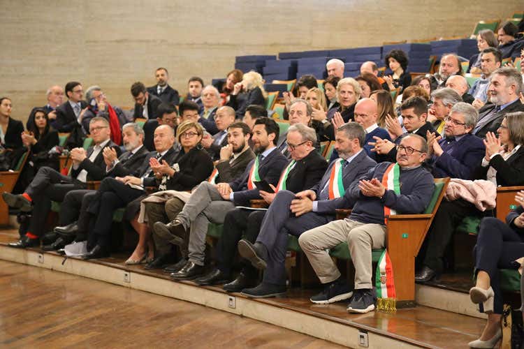 (Dopo il sisma, il Centro Italia riparte Un portale per aiutare i produttori) (Dopo il sisma, il Centro Italia riparte Un portale per aiutare i produttori)