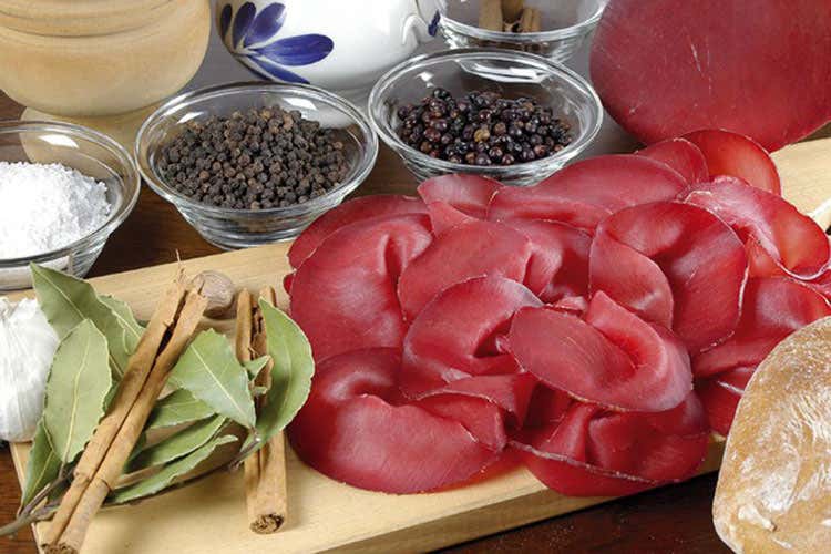 Dosi e condimenti nei piatti estivi I consigli per curare gusto e leggerezza Dosi e condimenti nei piatti estivi I consigli per curare gusto e leggerezza
