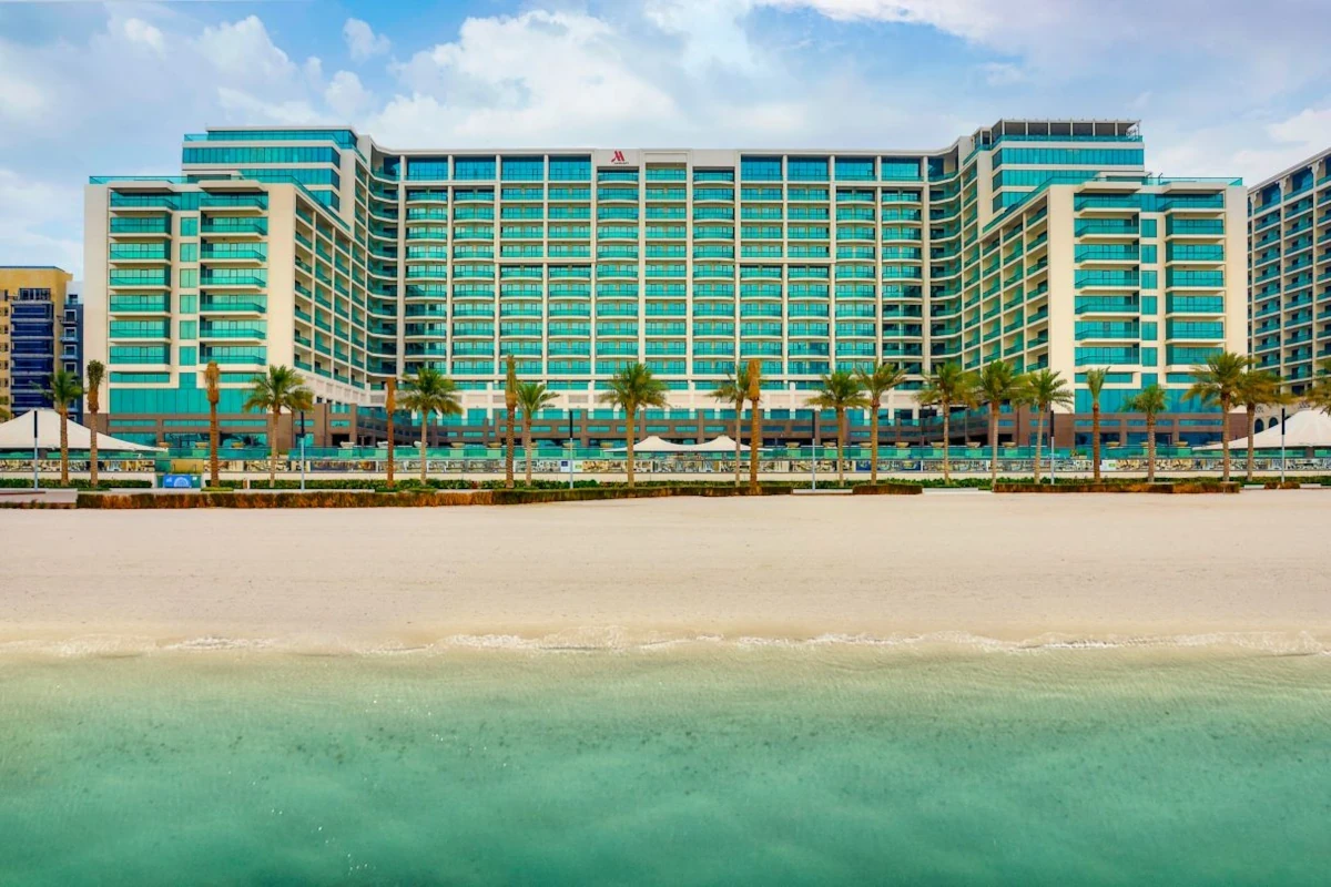 Il Mariott Resort Palm Jumeirah di Dubai Il Marriott Resort Palm Jumeirah conquista Dubai con la gola