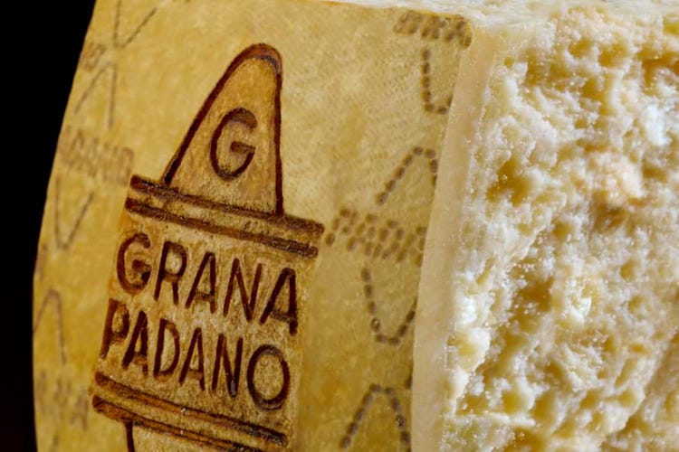 Grana Padano, due giorni a Fico Eataly World (Due giorni con Grana Padano Marchiatura in diretta a Fico)