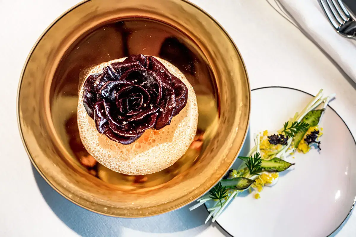 Rosa di Gorizia, salmerino e asparagi Rosa di Gorizia, salmerino e asparagi