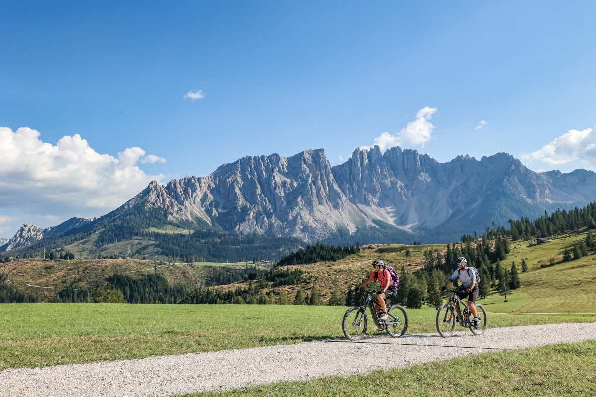 Vivere appieno la Val d'Ega in estate tra escursioni, bici e gastronomia