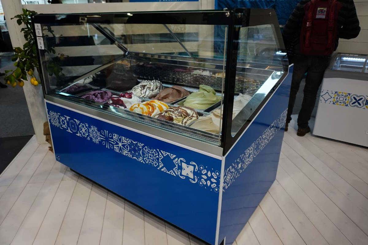 Epta rafforza la fornitura di banchi frigo con l'acquisizione di Hauser Epta rafforza la fornitura di banchi frigo con l'acquisizione di Hauser