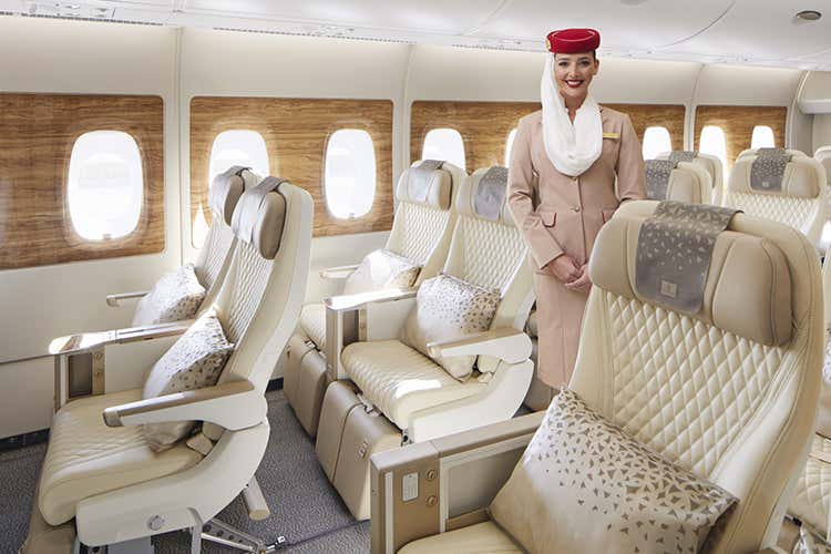 Emirates investe in comfort Spettacolare la Premium Economy Emirates investe in comfort Spettacolare la Premium Economy