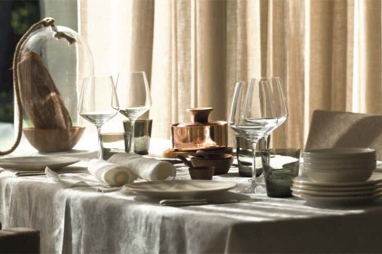 Ecrudo, la convivialità arriva a Milano Atmosfera di casa e cucina mediterranea Ecrudo, la convivialità arriva a Milano Atmosfera di casa e cucina mediterranea