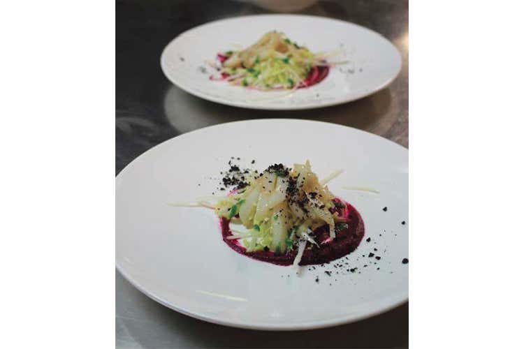Ecrudo, la convivialità arriva a Milano Atmosfera di casa e cucina mediterranea Ecrudo, la convivialità arriva a Milano Atmosfera di casa e cucina mediterranea