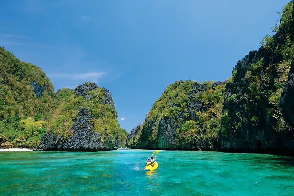 El Nido. Foto: Erwin Lim Inedite Filippine: ecco le 6 spiagge pi&ugrave; belle e nascoste