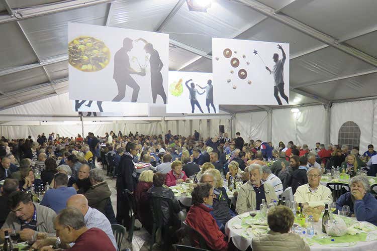 Un'edizione passata del Festival (L’Elicicoltura torna a Cherasco Quattro giorni con le chiocciole)