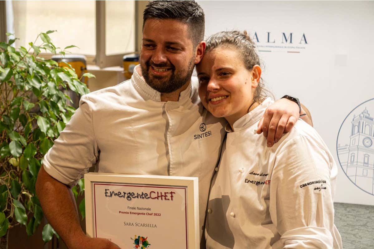 Sara Scarsella Premio Emergente 2022: ecco i migliori cuochi, camerieri e pizzaioli Sara Scarsella Premio Emergente 2022: ecco i migliori cuochi, camerieri e pizzaioli