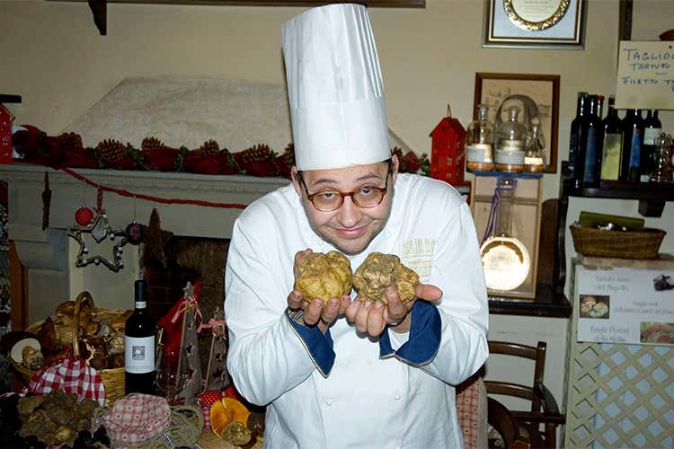 Emiliano Rossi - Coronavirus non ti temoIronia e sangue freddo in Toscana