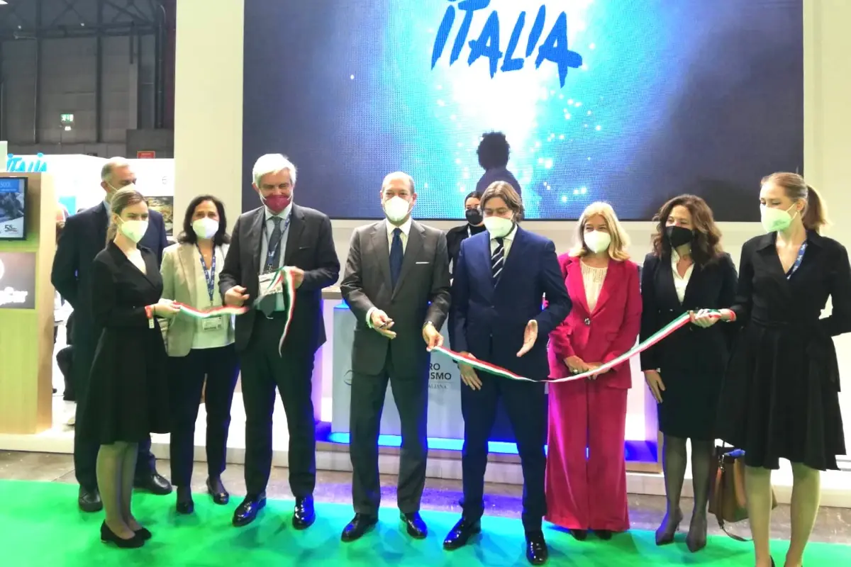 Il taglio del nastro al&nbsp;Fitur&nbsp;di Madrid Turisti spagnoli in Italia: trend positivo, in dieci anni aumento del 14,4%