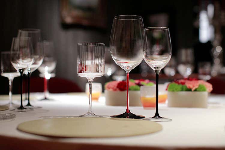 La mise en place dell'Enoteca Pinchiorri