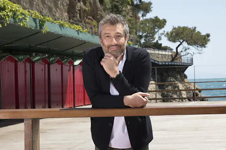 Enrico Buonocore L&rsquo;estate italiana a Paraggi Langosteria acquista i Bagni Fiore
