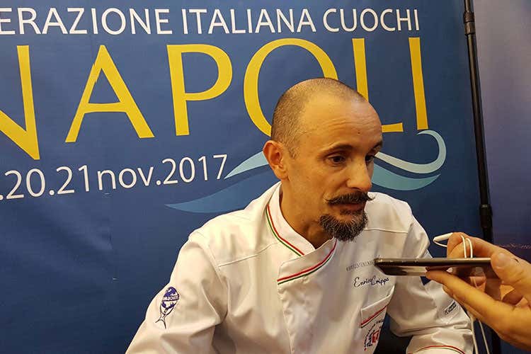 Enrico Crippa (Enrico Crippa, fiero di essere membro Fic «Una squadra per la nostra ristorazione») Enrico Crippa (Enrico Crippa, fiero di essere membro Fic «Una squadra per la nostra ristorazione»)