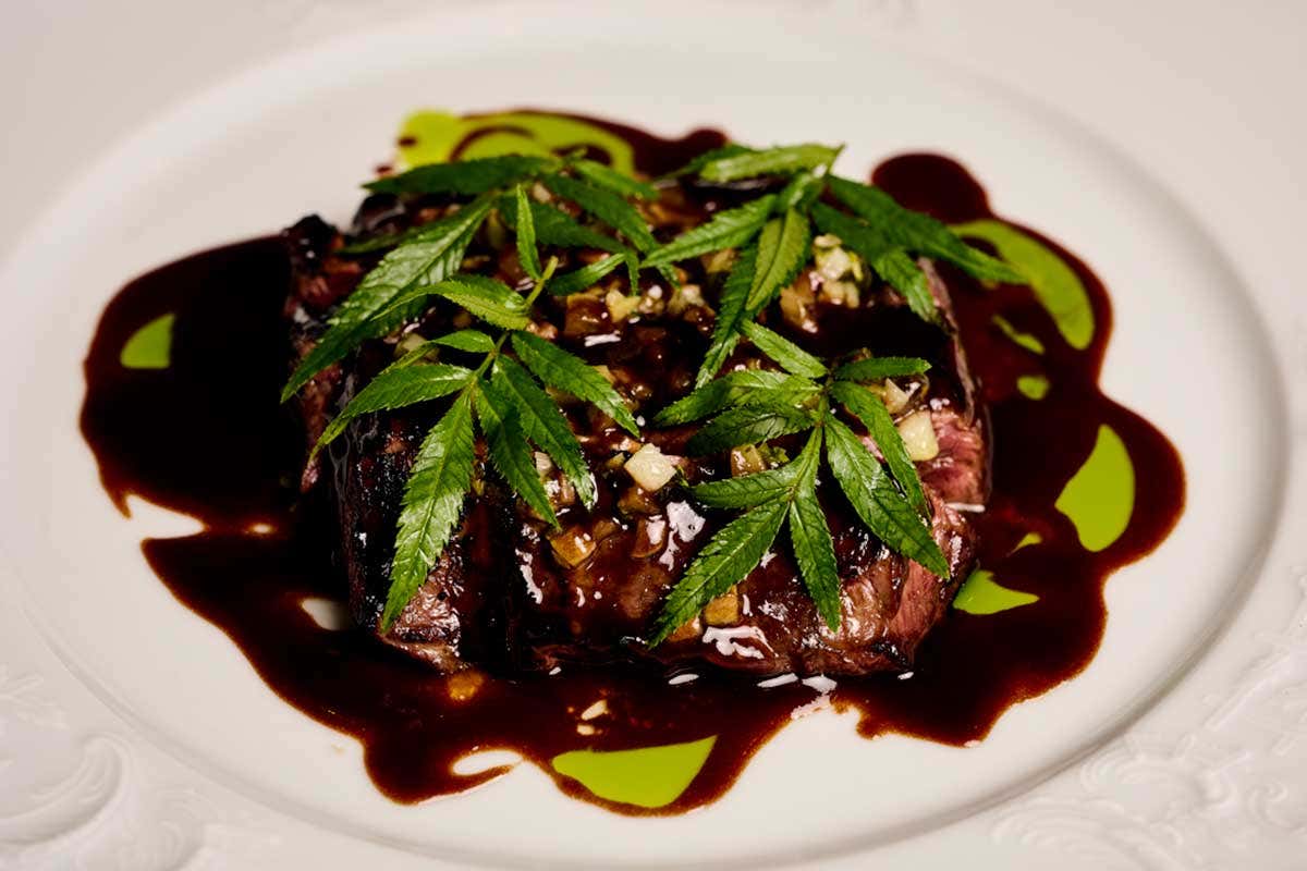 Entrana riduzione di frijoles papa criolla e aji di guatila e huacatay A Milano il primo, vero fine dining colombiano d'Europa: Mitù