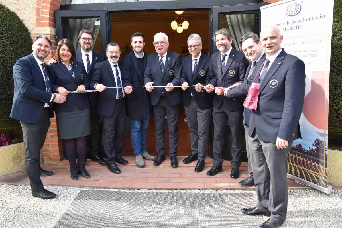Premiati a Pesaro i migliori vini delle Marche della Guida Vitae Ais