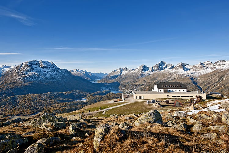La più bella vista panoramica dell'Engadina da Muottas Muragl - foto: Gian Giovanoli (Estate in Engadina St. Moritz Eventi food fino ad ottobre)