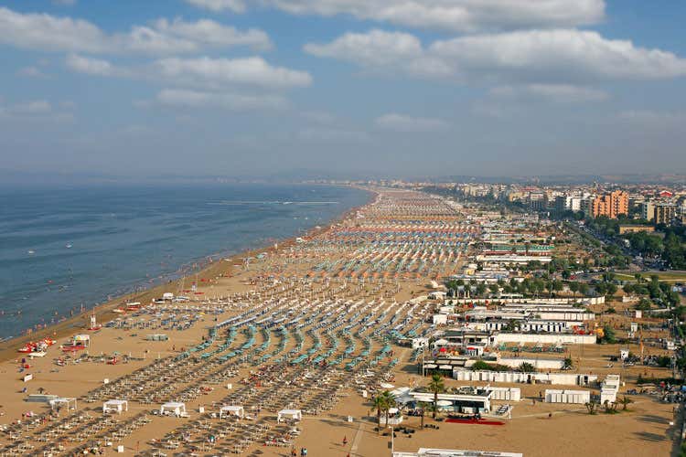 Estate 2017, pi&ugrave; italiani in vacanza La ristorazione traina la risalita