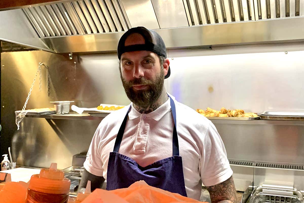 Eugenio Roncoroni Al Mercato Street, nuovo menu con i sapori del mondo