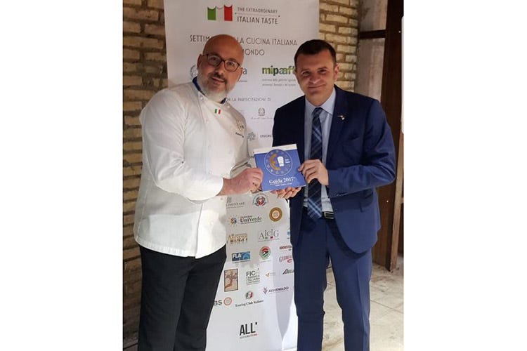 Antonino Fratello e Gian Marco Centinaio (Euro-Toques presente In tour per la Cucina italiana nel mondo)
