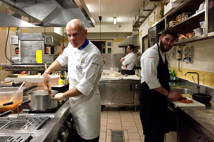 Enrico Derflingher (Euro-Toques al Tre Olivi di Paestum Derflingher ospite da Matteo Sangiovanni)