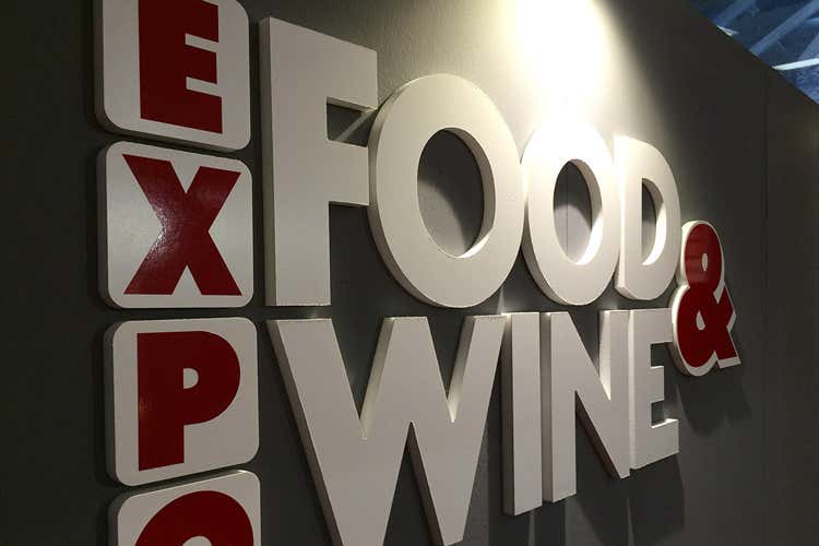 (Expo Food and Wine, 4ª edizione L'internazionalizzazione il tema clou) (Expo Food and Wine, 4ª edizione L'internazionalizzazione il tema clou)