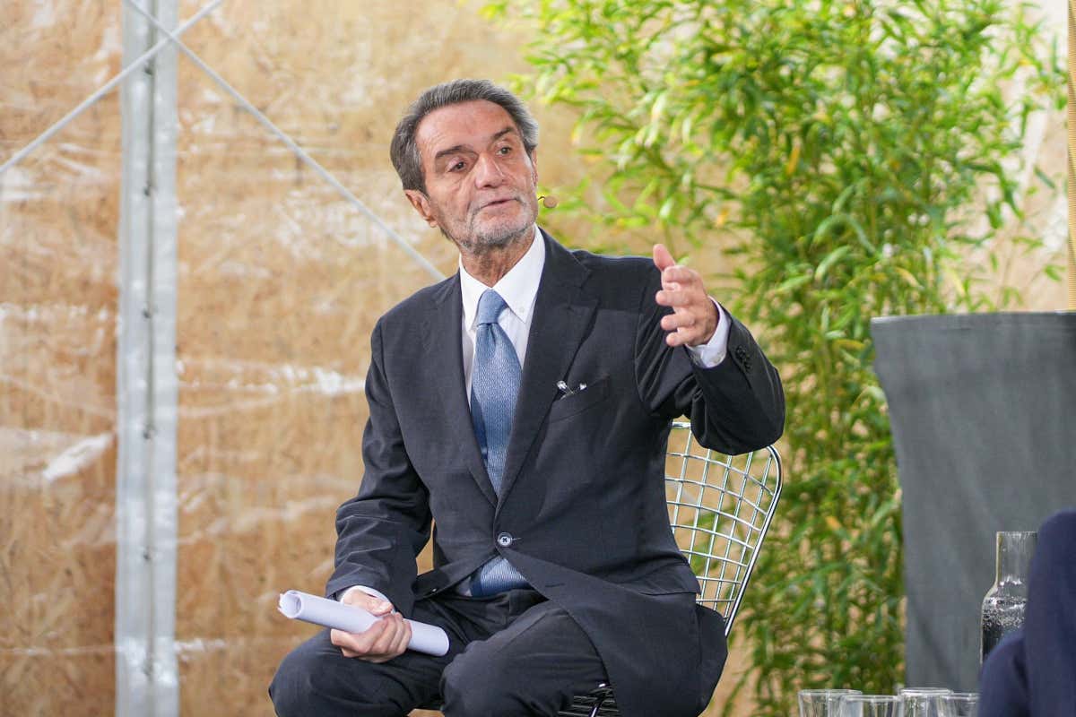 Lombardia ufficiale il cambio in giunta: Debora Massari prende il posto della Mazzali Lombardia ufficiale il cambio in giunta: Debora Massari prende il posto della Mazzali