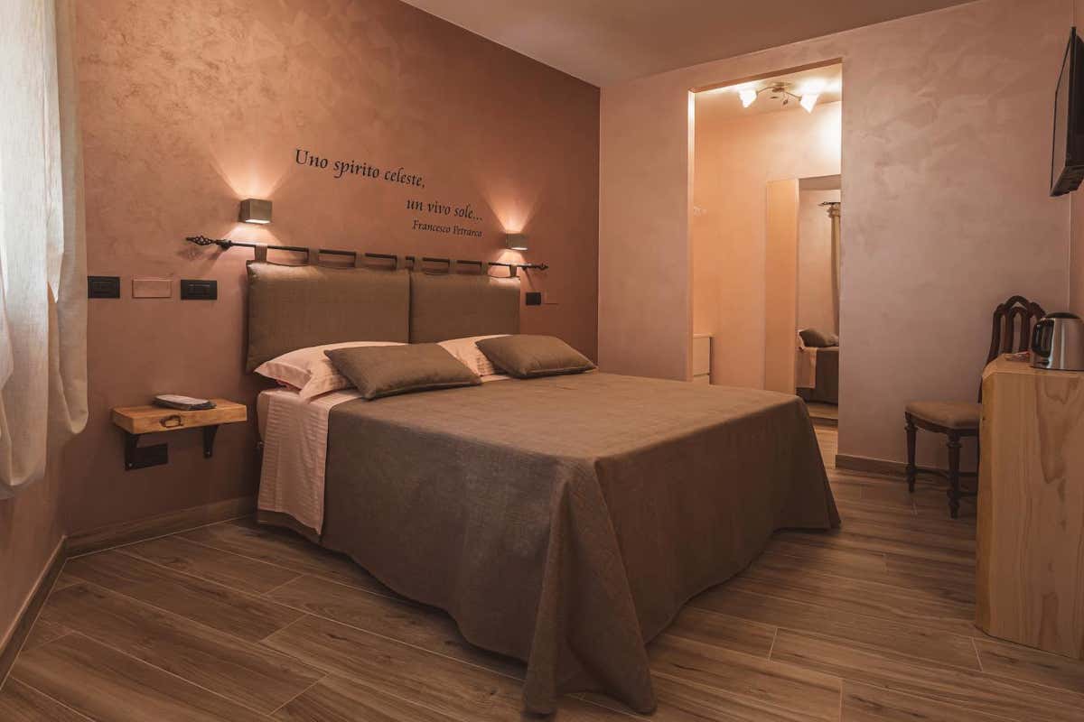 Borgo Petrarca, una poesia di relax e natura tra i Colli Euganei