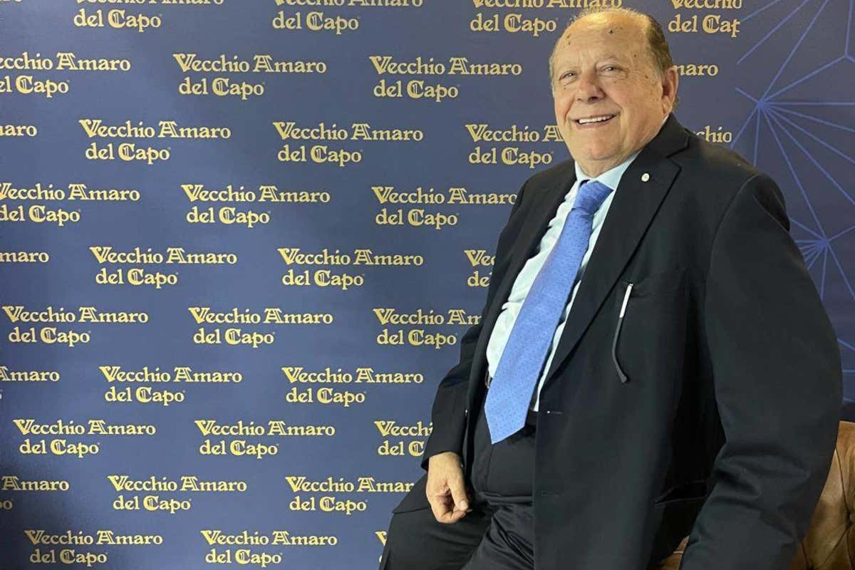 Pippo Caffo riceve la cittadinanza onoraria di Santa Venerina