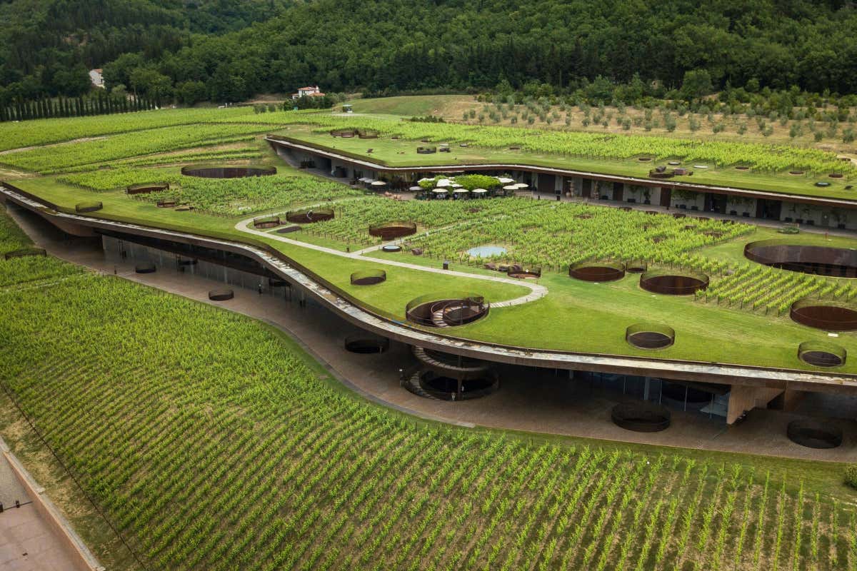 Antinori, i tre nuovi Chianti Classico 2021 di San Casciano, Gaiole e Castellina Antinori, i tre nuovi Chianti Classico 2021 di San Casciano, Gaiole e Castellina